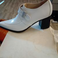 SCARPE DONNA MAI USATE