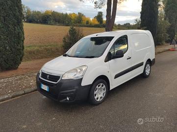 Peugeot Partner, PASSO LUNGO, EURO 6, 3 POSTI