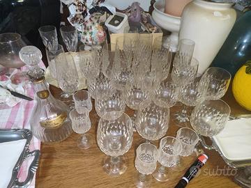 Servizio bicchieri vario tipo