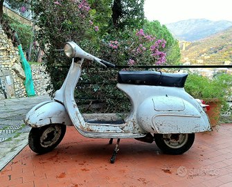 Vespa vnb4t