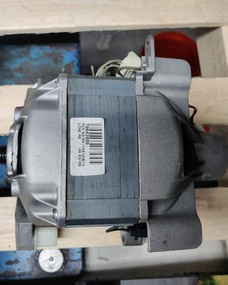 Motore Lavatrice Whirlpool/Ignis MCA 52/64