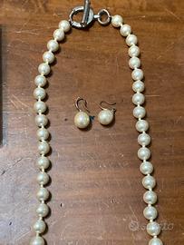 Collana e orecchini