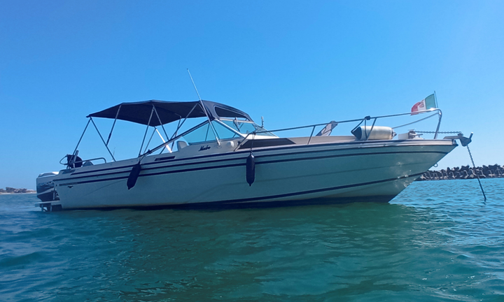 Motoscafo 8/9mt fuoribordo