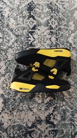 Jordan 4 thunder 