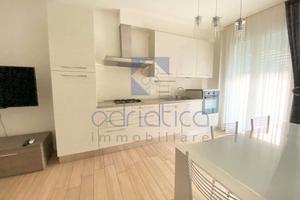 MAGGIO-GIUGNO: vicino al mare con posto auto