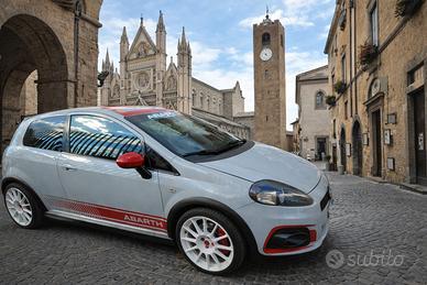 Grande Punto Abarth Super Serie 2009 180 CV 