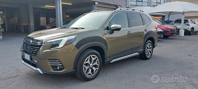 Subaru Forester 2.0 e-Boxer MHEV CVT Lineartronic 