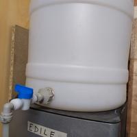 recipiente in plastica per acqua