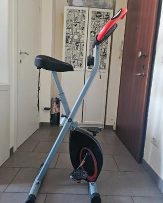 Cyclette pieghevole