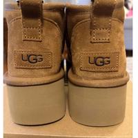 Stivali UGG Classic ultra mini Platform