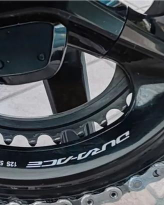 Guarnitura  Shimano dura ace 12V con powermeter 