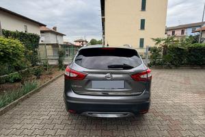 Nissan  qashqai