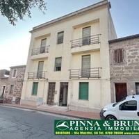 BUSACHI - Casa Semindipendente in centro