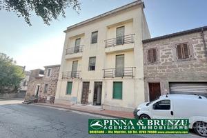 BUSACHI - Casa Semindipendente in centro