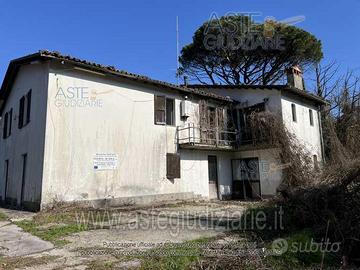 Ufficio Castelnuovo di Garfagnana [A4345311]