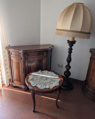Complementi d'arredo classici in legno