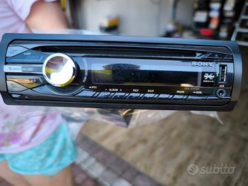 STEREO AUTO CON CD E CHIAVETTA 