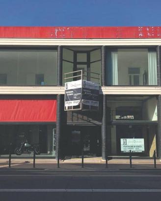 Immobile di 650 m² a Cagliari