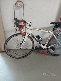 Bicicletta in carbonio 