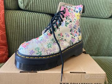 Dr. Martens Sinclair Platform – Pelle Beige Floral
