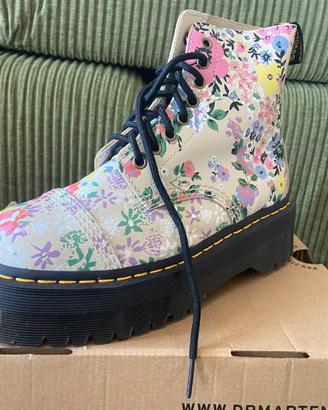 Dr. Martens Sinclair Platform – Pelle Beige Floral