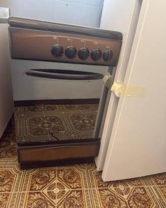 Cucina a Gas Xper 4 fuochi con forno - Funzionante