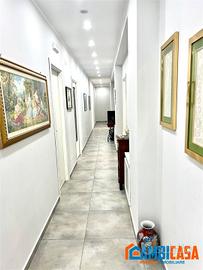 Via Sferracavallo 5 Vani ristrutturato posto auto