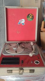 Antico giradischi (non funzionante)