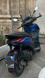 Beverly 300 - anno 2025