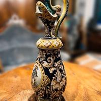 Vaso in ceramica italiana stile Rinascimentale