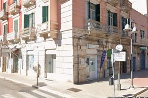 VA287 Locale commerciale a P.zza Roma