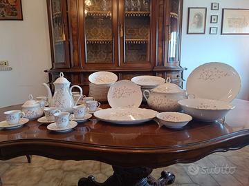 Servizio in porcellana Tognana