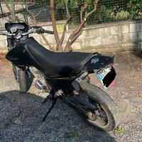 Suzuki dr 125 sm 2009