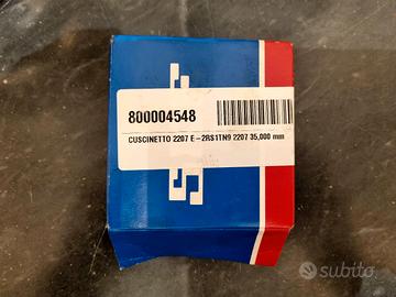 Cuscinetto Orientabile a Sfere SKF 2207