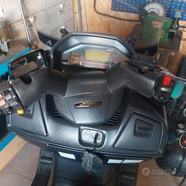 scooter Suzuki 