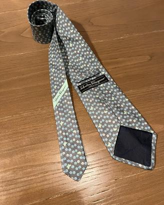 Ferragamo cravatta in seta