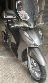 Honda SH 350