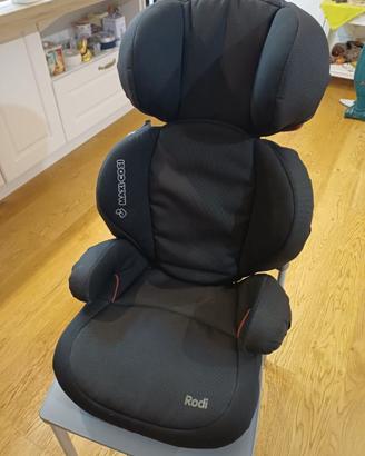 Seggiolino MaxiCosí per bambini da 15Kg a 36Kg