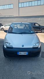 fiat 600