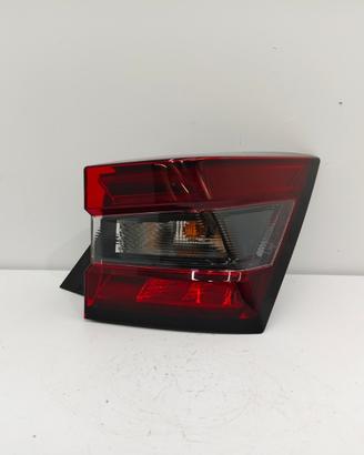 Faro fanale stop posteriore destra dx nissan juke