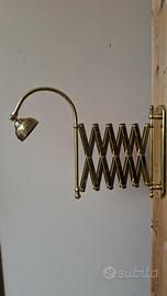 Applique lampada a soffietto in ottone