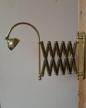 Applique lampada a soffietto in ottone
