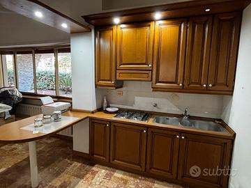 Cucina in legno 250€