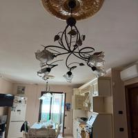 Lampadari ferro battuto