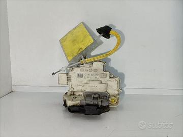 SERRATURA ANTERIORE SINISTRA AUDI A3 Serie (8P1) 4