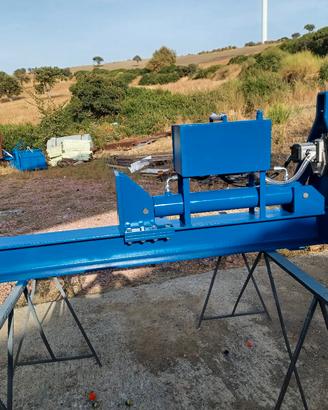 spaccalegna attacco a sollevatore 