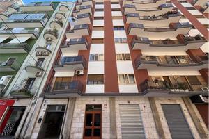 Ampio doppio appartamento in Via Minniti 69/71