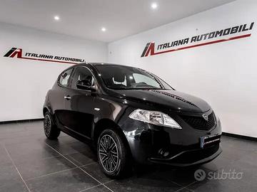 Lancia Ypsilon 1.0 FireFly 5 porte S&S Hybrid Ecoc