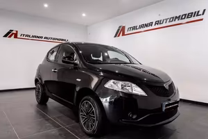 Lancia Ypsilon 1.0 FireFly 5 porte S&S Hybrid Ecoc