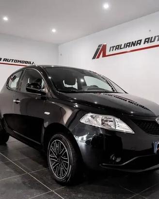 Lancia Ypsilon 1.0 FireFly 5 porte S&S Hybrid Ecoc